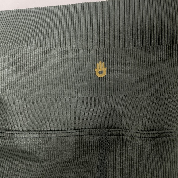 Spiritual Gangster Leggings New Ribbed M/L Army Green - Picture 11 of 11